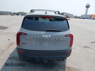 2022 Kia Telluride SX z VIN 5XYP5DHC7NG262332, wystawiony jako IAAI lot #42400373 z przebiegiem 47 580 mil mil oraz . Historia ofert i sprzedaży dostępna na DreamBid. Obrazek 17.