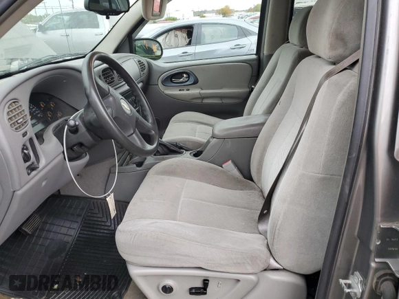 2005 Chevrolet TrailBlazer LT with VIN 1GNDT13S652157840, listed as a Copart auction lot 73091213 with 163,461 mi miles and Non Repairable. Bid and sale history available at DreamBid. Image 7.