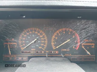 1986 Nissan 300ZX z VIN JN1HZ14S4GX140955, wystawiony jako IAAI lot #41935505 z przebiegiem 144 917 mil mil oraz . Historia ofert i sprzedaży dostępna na DreamBid. Obrazek 7.