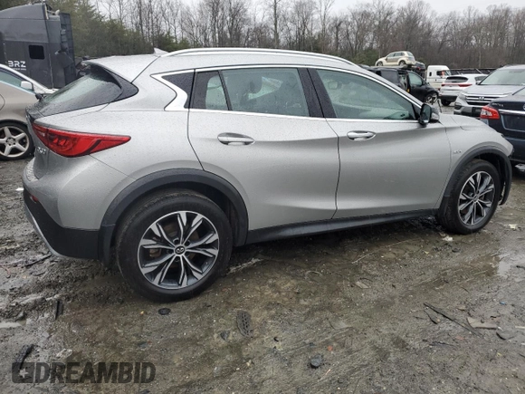 2019 Infiniti QX30 ESSENTIAL with VIN SJKCH5CR1KA007126, listed as a Copart auction lot 37364814 with 18,552 mi miles. Bid and sale history available at carsss.com. Image 3.