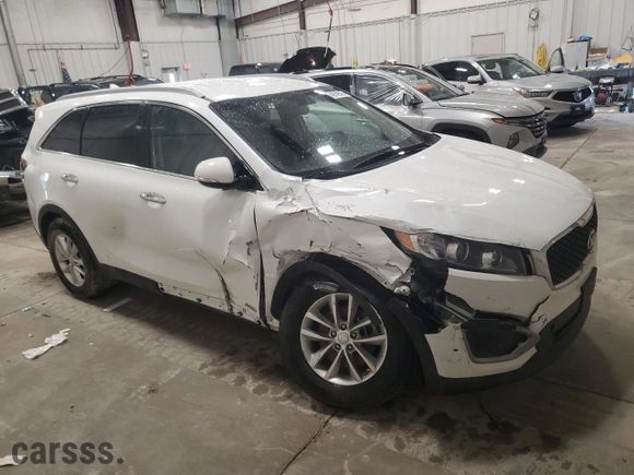 2017 Kia Sorento LX with VIN 5XYPGDA38HG298409, listed as a Copart auction lot 49749315 with 46,986 mi miles and Clean Title. Bid and sale history available at carsss.com. Image 4.