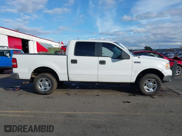 2008 Ford F-150 XLT with VIN 1FTPW14588FB26446, listed as a IAAI auction lot 41536069 with 211,248 mi miles. Bid and sale history available at carsss.com. Image 13.