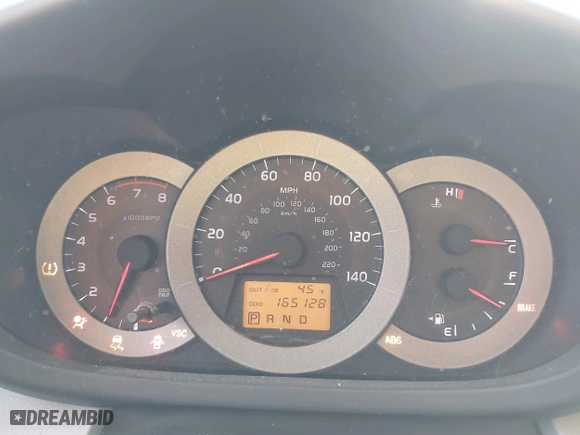 2007 Toyota RAV4 with VIN JTMZD33V275077177, listed as a IAAI auction lot 41828821 with 165,128 mi miles. Bid and sale history available at carsss.com. Image 7.