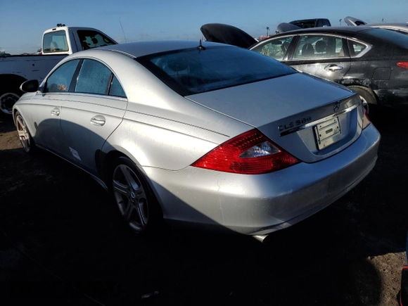 2006 Mercedes-Benz CLS-Class with VIN WDDDJ75X36A020636, listed as a Copart auction lot 77382474 with 133,649 mi miles and Salvage Title. Bid and sale history available at carsss.com. Image 2.