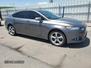 2013 Ford Fusion SE with VIN 3FA6P0HR8DR385733, listed as a Copart auction lot 61689715 with 102,644 mi miles and Salvage title. Bid and sale history available at DreamBid. Image 4.