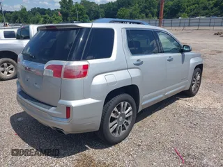 2017 GMC Terrain Denali z VIN 2GKFLRE34H6323323, wystawiony jako IAAI lot #42606924 z przebiegiem 142 609 mil mil oraz . Historia ofert i sprzedaży dostępna na DreamBid. Obrazek 4.