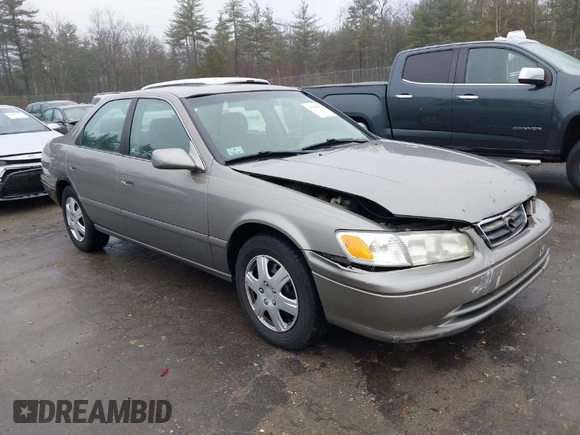 2001 Toyota Camry CE with VIN 4T1BG22K81U099347, listed as a IAAI auction lot 41920932 with 185,186 mi miles and . Bid and sale history available at DreamBid. Image 1.