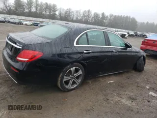 2020 Mercedes-Benz E-Class E 350 with VIN WDDZF8EB8LA735389, listed as a Copart auction lot 43733653 with 27,498 mi miles. Bid and sale history available at carsss.com. Image 3.