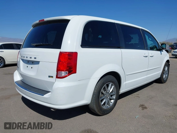 2016 Dodge Grand Caravan SE with VIN 2C4RDGBG1GR349523, listed as a IAAI auction lot 41700491 with 44,253 mi miles and . Bid and sale history available at DreamBid. Image 4.