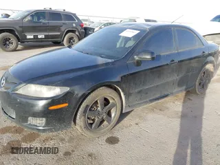 2008 Mazda 6 i Sport VE with VIN 1YVHP80C585M10017, listed as a IAAI auction lot 41553863 with 186,768 mi miles. Bid and sale history available at carsss.com. Image 2.