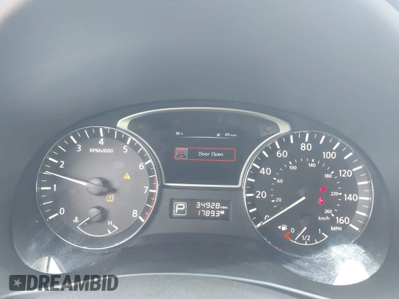 2017 Nissan Altima SR with VIN 1N4AL3AP2HN347052, listed as a IAAI auction lot 42114336 with 34,928 mi miles and . Bid and sale history available at carsss.com. Image 7.