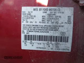 2020 Ford Explorer XLT with VIN 1FMSK7DH6LGA23236, listed as a IAAI auction lot 41733624 with 116,556 mi miles. Bid and sale history available at carsss.com. Image 9.