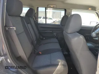 2010 Jeep Commander Sport with VIN 1J4RG4GK8AC131575, listed as a Copart auction lot 45287345 with 125,854 mi miles and Salvage title. Bid and sale history available at DreamBid. Image 11.