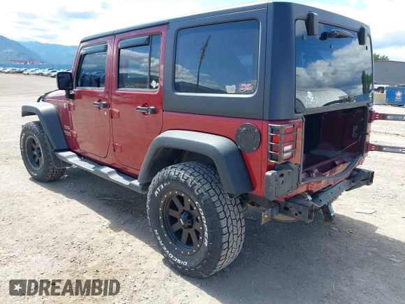 2012 Jeep Wrangler Unlimited Sport z VIN 1C4BJWDG8CL258625, wystawiony jako IAAI lot #42266102 z przebiegiem 58 594 mil mil oraz . Historia ofert i sprzedaży dostępna na DreamBid. Obrazek 3.