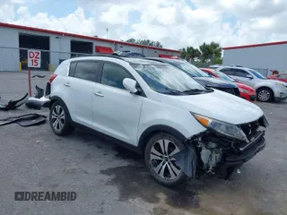 2011 Kia Sportage EX with VIN KNDPC3A26B7161079, listed as a IAAI auction lot 41954957 with Not Provided miles. Bid and sale history available at carsss.com. Image 1.