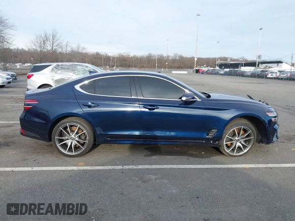 2022 Genesis G70 3.3T z VIN KMTG54TE7NU081644, wystawiony jako IAAI lot #41139818 z przebiegiem 44 953 mil mil oraz . Historia ofert i sprzedaży dostępna na DreamBid. Obrazek 13.