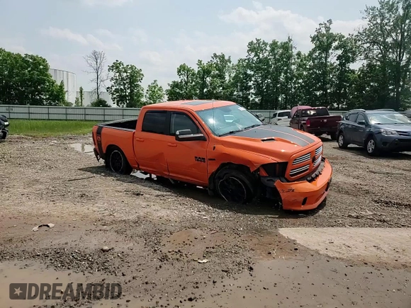 2015 Ram 1500 Sport z VIN 1C6RR7MT5FS702099, wystawiony jako Copart lot #59433445 z przebiegiem 92 060 mil mil oraz Szkoda całkowita • Salvage title. Historia ofert i sprzedaży dostępna na DreamBid. Obrazek 14.