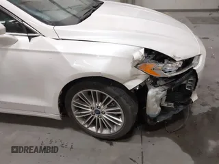 2016 Ford Fusion SE с VIN 3FA6P0H90GR194232, выставлен на аукционе IAAI как лот 42452759 с пробегом 99 310 миль миль и . История ставок и продаж доступна на DreamBid. Изображение 17.