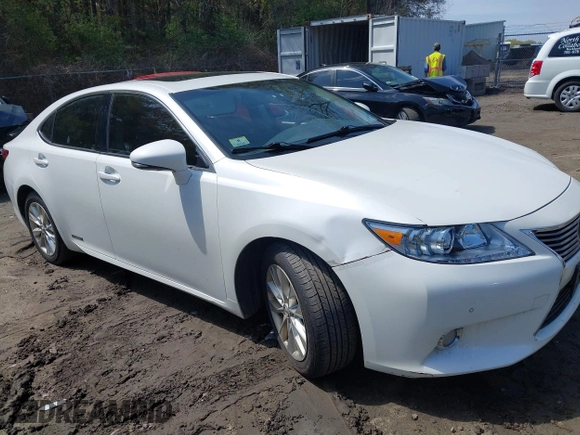2013 Lexus ES 300h Hybrid with VIN JTHBW1GG1D2038698, listed as a IAAI auction lot 42173883 with 253,281 mi miles. Bid and sale history available at carsss.com. Image 1.