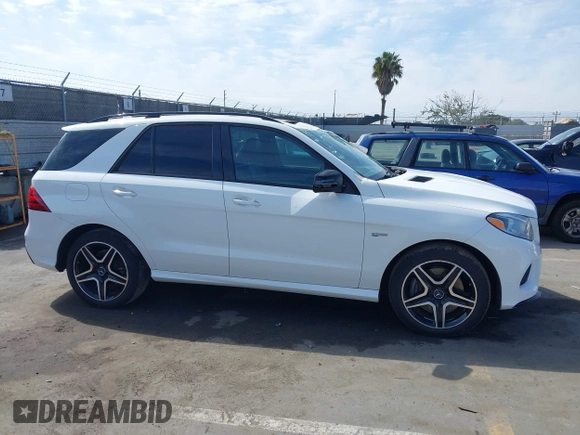 2018 Mercedes-Benz GLE 43 AMG with VIN 4JGDA6EB4JB019258, listed as a IAAI auction lot 42032969 with 123,163 mi miles and . Bid and sale history available at DreamBid. Image 13.