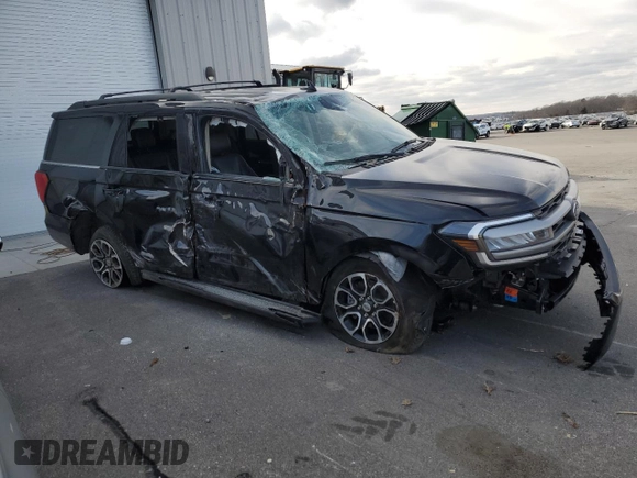 2024 Ford Expedition XLT z VIN 1FMJU1J84REA35560, wystawiony jako Copart lot #89156345 z przebiegiem 21 946 mil mil oraz Czysty tytuł • Clean title. Historia ofert i sprzedaży dostępna na DreamBid. Obrazek 4.