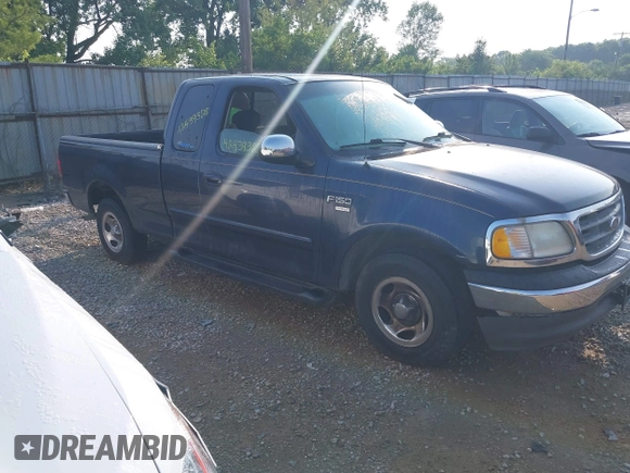 2002 Ford F-150 XL z VIN 1FTRX17W62NB63583, wystawiony jako IAAI lot #42439328 z przebiegiem 119 164 mil mil oraz . Historia ofert i sprzedaży dostępna na DreamBid. Obrazek 1.