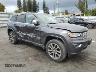 2017 Jeep Grand Cherokee Overland with VIN 1C4RJFCG4HC927741, listed as a Copart auction lot 45953695 with 68,834 mi miles and Salvage Title. Bid and sale history available at carsss.com. Image 4.