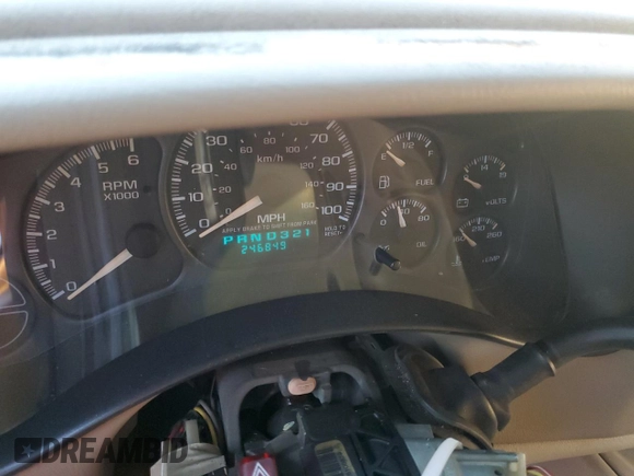 2002 GMC Yukon XL SLT with VIN 1GKEC16T62J193518, listed as a Copart auction lot 73010524 with 246,849 mi miles and Salvage Title. Bid and sale history available at carsss.com. Image 9.