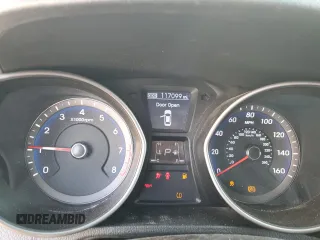 2013 Hyundai Elantra with VIN KMHD35LE8DU081370, listed as a Copart auction lot 48322515 with 117,099 mi miles and Salvage title. Bid and sale history available at DreamBid. Image 9.