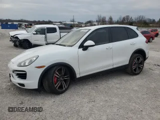 2012 Porsche Cayenne Turbo z VIN WP1AC2A23CLA83951, wystawiony jako Copart lot #82380594 z przebiegiem Nie podano mil oraz Szkoda całkowita • Salvage title. Historia ofert i sprzedaży dostępna na DreamBid. Obrazek 1.