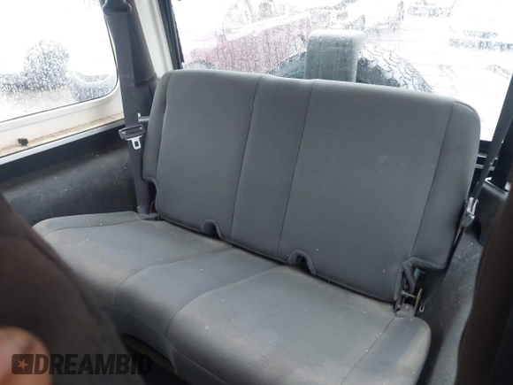 2006 Jeep Wrangler X with VIN 1J4FA39SX6P709588, listed as a IAAI auction lot 41927435 with 227,990 mi miles. Bid and sale history available at carsss.com. Image 8.