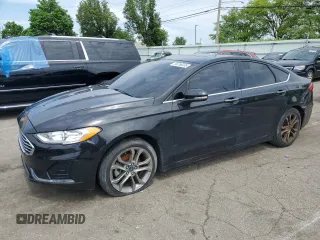 2020 Ford Fusion SEL with VIN 3FA6P0CD9LR136772, listed as a Copart auction lot 56256035 with 125,929 mi miles and Clean title. Bid and sale history available at DreamBid. Image 1.
