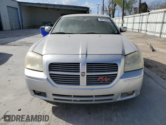 2006 Dodge Magnum R/T z VIN 2D4GV572X6H126376, wystawiony jako Copart lot #49714425 z przebiegiem 59 028 mil mil oraz Tytuł czysty. Historia ofert i sprzedaży dostępna na DreamBid. Obrazek 5.