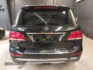 2019 Mercedes-Benz GLE 400 with VIN 4JGDA5GBXKB216718, listed as a IAAI auction lot 42531879 with 95,734 mi miles and . Bid and sale history available at DreamBid. Image 17.