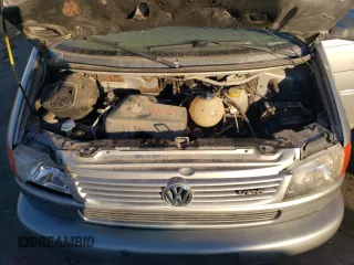 2000 Volkswagen EuroVan с VIN WV2MH4700YH083922, выставлен на аукционе Copart как лот 44274825 с пробегом 159 931 миль миль и Чистый • Clean title. История ставок и продаж доступна на DreamBid. Изображение 12.