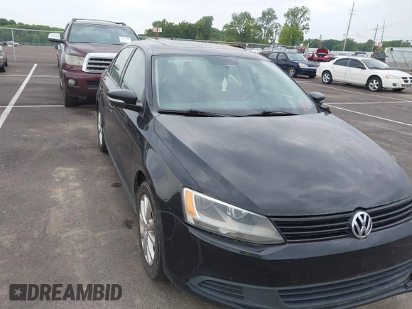 2012 Volkswagen Jetta SE with VIN 3VWDX7AJ4CM414622, listed as a IAAI auction lot 42681807 with 195,821 mi miles and . Bid and sale history available at DreamBid. Image 1.