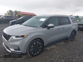 2024 Kia Carnival EX with VIN KNDNC5H31R6377648, listed as a IAAI auction lot 40124659 with 14,386 mi miles and . Bid and sale history available at DreamBid. Image 18.
