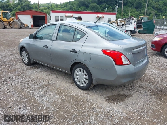 2013 Nissan Versa S with VIN 3N1CN7AP7DL863764, listed as a IAAI auction lot 42668032 with 101,000 mi miles and . Bid and sale history available at DreamBid. Image 3.