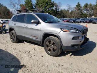 2016 Jeep Cherokee Latitude with VIN 1C4PJMCB6GW326408, listed as a Copart auction lot 54530365 with 120,841 mi miles and Salvage title. Bid and sale history available at DreamBid. Image 4.