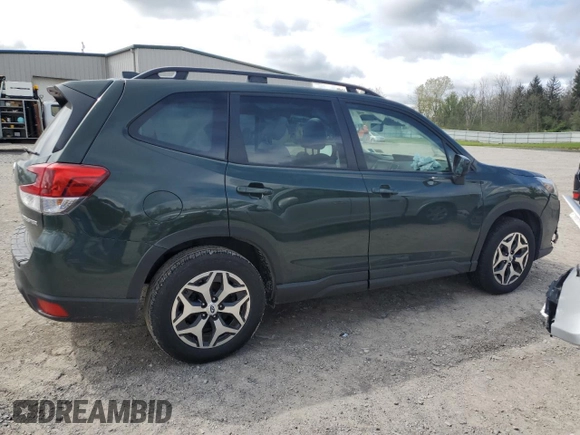 2023 Subaru Forester Premium z VIN JF2SKADCXPH469719, wystawiony jako Copart lot #56318445 z przebiegiem 34 547 mil mil oraz Szkoda całkowita • Salvage title. Historia ofert i sprzedaży dostępna na DreamBid. Obrazek 3.