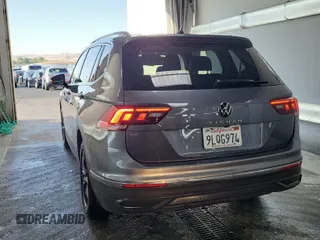 2024 Volkswagen Tiguan SE with VIN 3VV3B7AX8RM107014, listed as a IAAI auction lot 42734341 with 27,789 mi miles and . Bid and sale history available at DreamBid. Image 16.