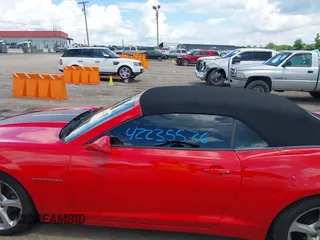 2015 Chevrolet Camaro LT z VIN 2G1FF3D36F9198136, wystawiony jako IAAI lot #42235576 z przebiegiem 168 611 mil mil oraz . Historia ofert i sprzedaży dostępna na DreamBid. Obrazek 14.