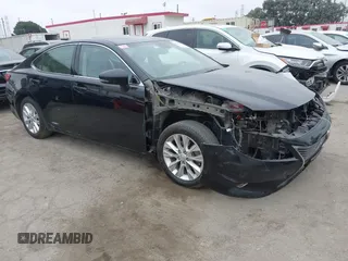 2013 Lexus ES 300h with VIN JTHBW1GG6D2010895, listed as a IAAI auction lot 42784184 with 77,726 mi miles and . Bid and sale history available at DreamBid. Image 1.