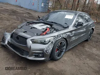 2015 Infiniti Q50 with VIN JN1BV7AR8FM401199, listed as a IAAI auction lot 41997546 with 86,017 mi miles. Bid and sale history available at carsss.com. Image 2.