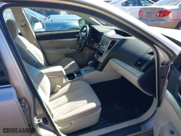 2014 Subaru Legacy 2.5i Premium with VIN 4S3BMBC65E3026933, listed as a IAAI auction lot 41586364 with 109495 miles. Bid and sale history available at carsss.com. Image 5.