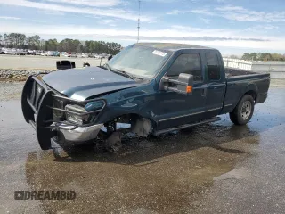 1999 Ford Super Duty F-250 XL with VIN 1FTNX20FXXEA40858, listed as a Copart auction lot 50202775 with 368,464 mi miles and Salvage Title. Bid and sale history available at carsss.com. Image 1.