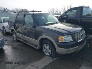 2006 Ford Expedition Eddie Bauer z VIN 1FMFU18546LA30500, wystawiony jako IAAI lot #41419214 z przebiegiem 146 759 mil mil oraz . Historia ofert i sprzedaży dostępna na DreamBid. Obrazek 1.