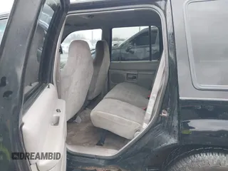 1998 Ford Explorer XL z VIN 1FMZU34X1WUC75250, wystawiony jako IAAI lot #42008342 z przebiegiem 240 785 mil mil oraz . Historia ofert i sprzedaży dostępna na DreamBid. Obrazek 8.