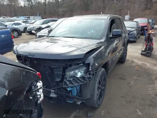 2018 Jeep Grand Cherokee Laredo E with VIN 1C4RJFAG2JC280670, listed as a IAAI auction lot 41686231 with 84,511 mi miles. Bid and sale history available at carsss.com. Image 12.