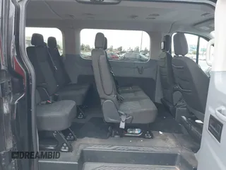 2017 Ford Transit XL с VIN 1FBZX2ZM8HKB08231, выставлен на аукционе IAAI как лот 41422653 с пробегом Не указан миль и . История ставок и продаж доступна на DreamBid. Изображение 8.